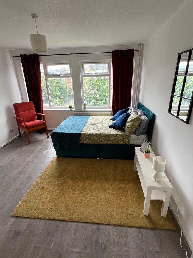 2 Big Double Rooms Single Use !!  Main Photo