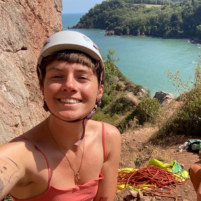 Animator/Boat Builder looking for Dec-Jan 2mo stay Main Photo