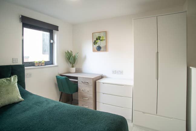 Rooms to Rent in 4 Bedroom City Centre Houseshare Main Photo