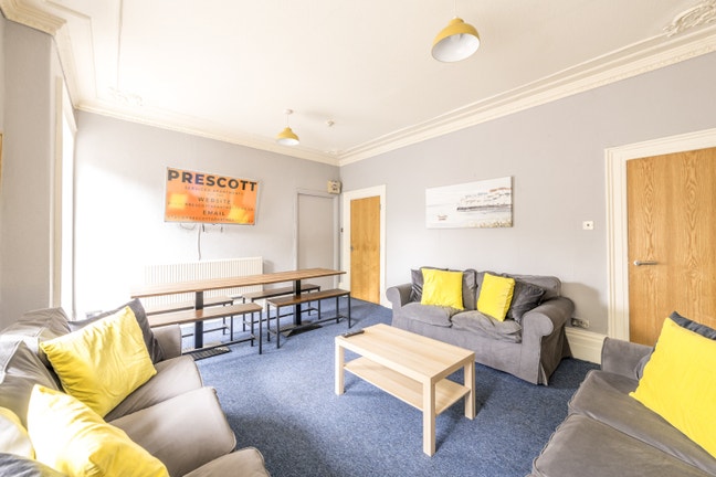 Rooms to rent  Main Photo