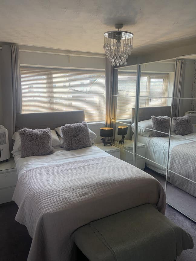 Double room everything provided  Main Photo