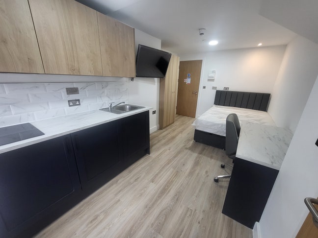 🎓 Modern Student En-Suite Rooms – Bills Included Main Photo