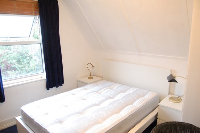 Double room with kitchenette - Great Location! Main Photo