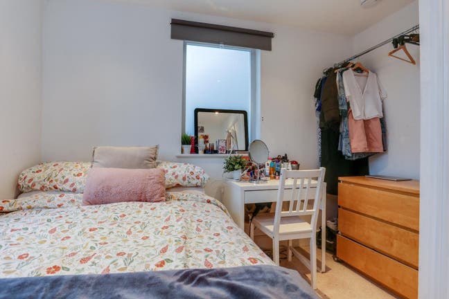 Fulham Room available for £1000 Main Photo