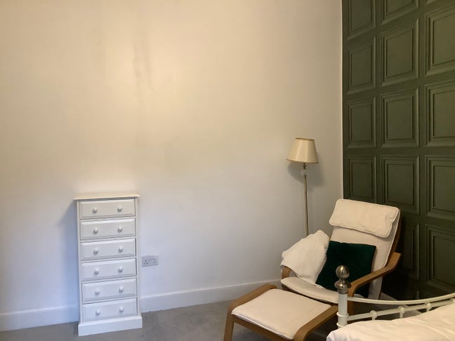 Double room for single employed person  Main Photo