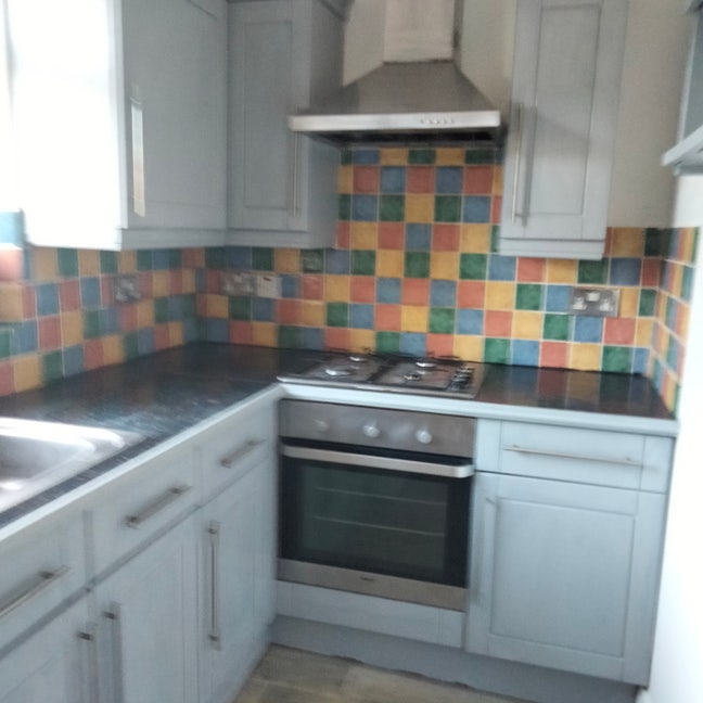 Spacious 2 bedroom ground floor flat in CF24  Main Photo