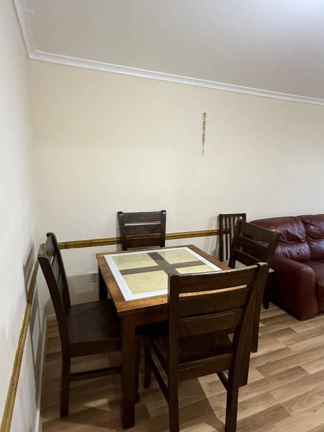 Room for rent Main Photo