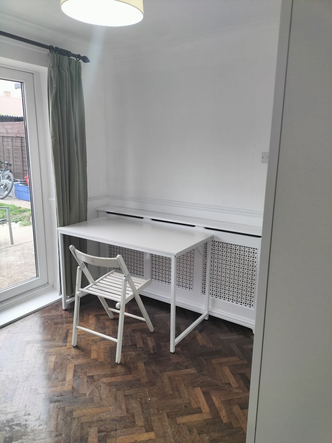 If you're over 50 and appreciate a quiet house. Main Photo
