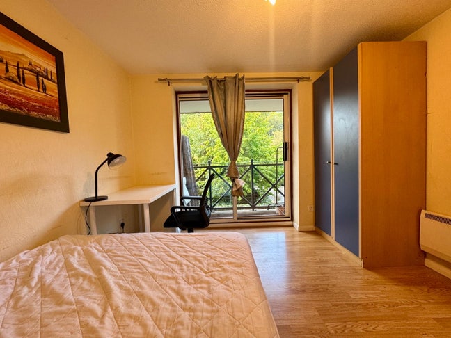 Private balcony room in Canary Wharf  Main Photo