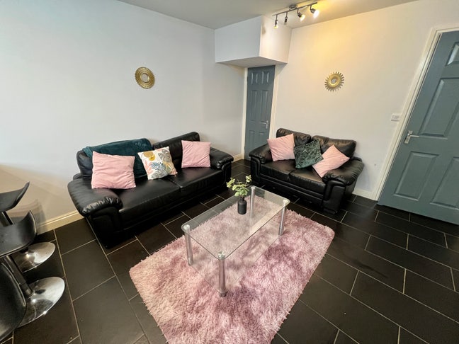 Modern House Share in Heart of Selly Oak Main Photo