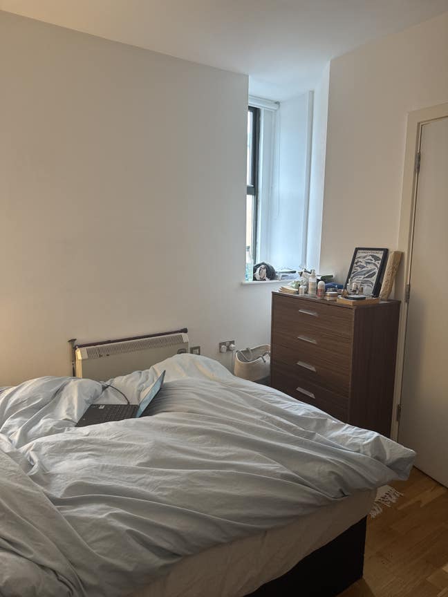 Fieldgate Street En-suite Double Main Photo