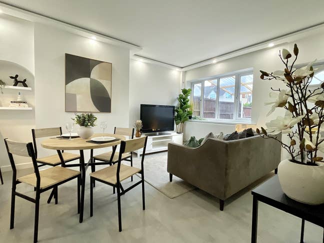 Modern Luxury Double Rooms – All Bills Included Main Photo