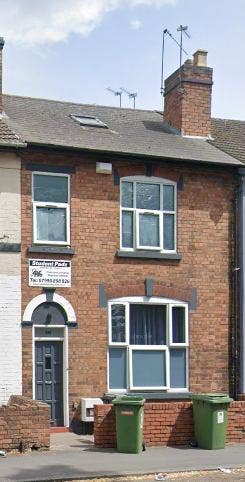 Double Room  - Newhampton Road East Main Photo