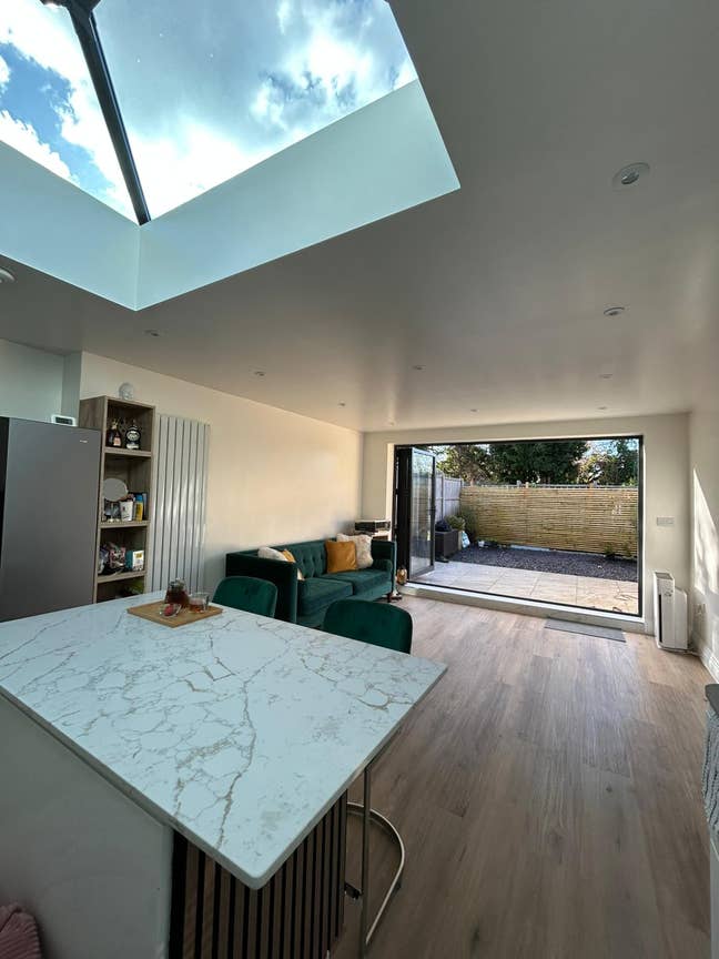 Incredible modern 2-bedroom in Bounds Green Main Photo