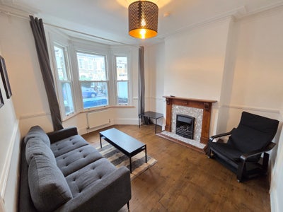 Elcot Avenue Peckham, London  Main Photo