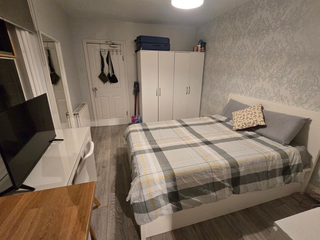 Large Double Rooms En-suite  Main Photo
