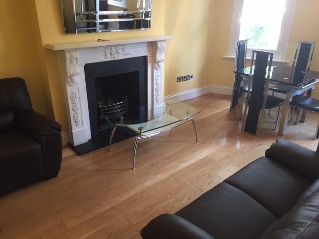 Spacious 3-bed Garden Flat (Islington) Main Photo