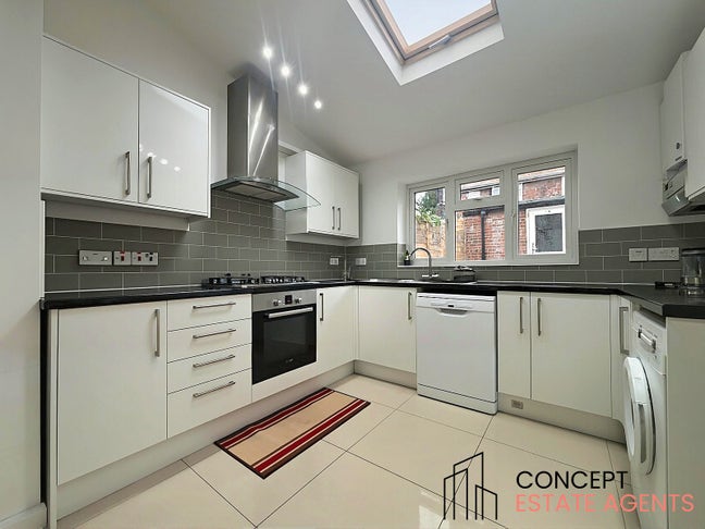 Beautifully Refurbished Four Bedroom Home  Main Photo