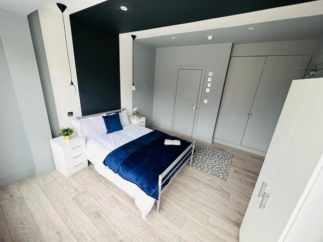 🛏️ Large Ensuite Room to Let in-  Streatham Main Photo