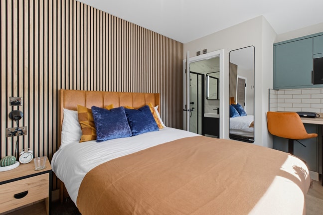 Stunning Spacious Studio Rooms Available Now Main Photo