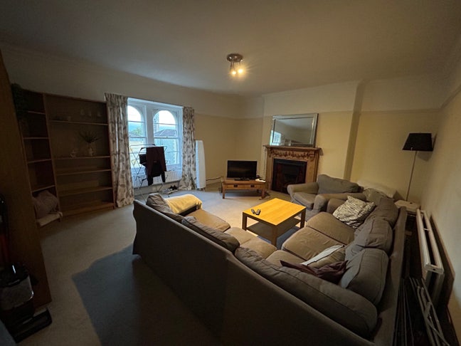 2 Double Rooms in great flat in Redland Main Photo