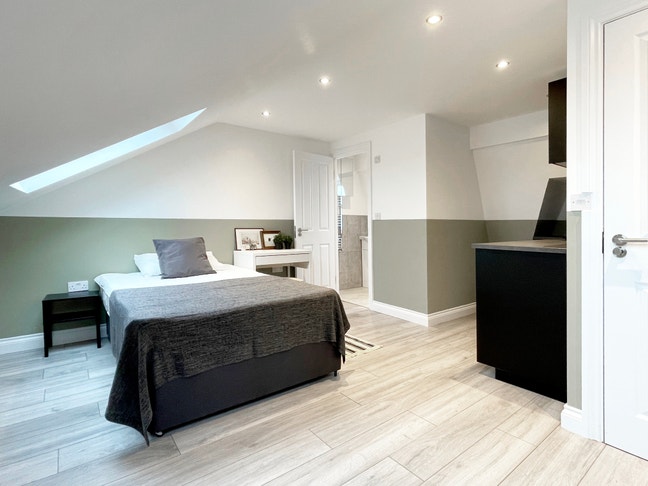 Ensuite Dbl Studio Rm 3 mins from Tooting Bec Tube Main Photo