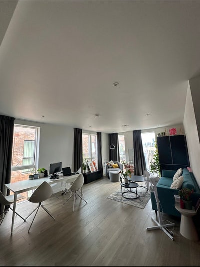 Double bed Hackney Wick  Main Photo