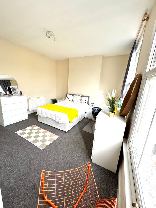 ⚡️New: Large  Rooms - Islington ⚡️ Main Photo