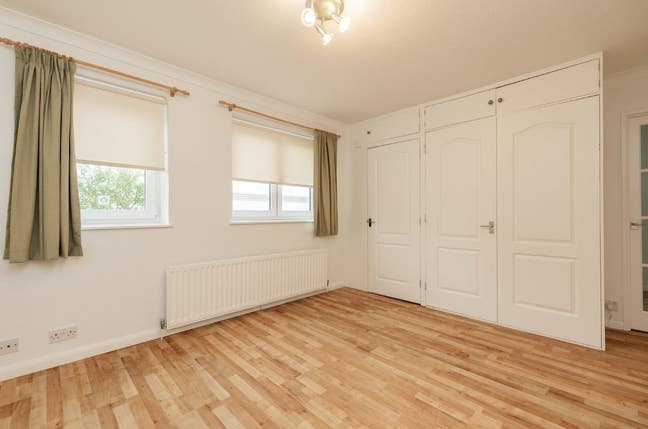 Studio Flat, Linksfield Gardens, AB24 Main Photo