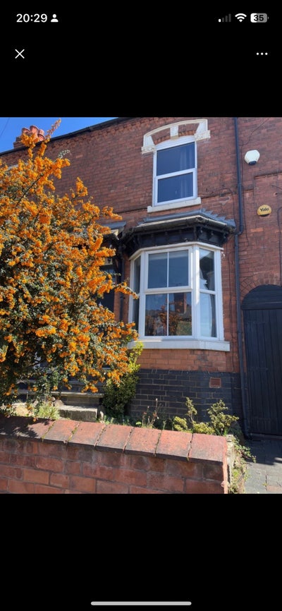 Room for rent Monday through to Friday  Main Photo