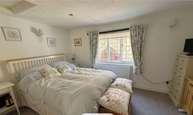Monday to Friday room Main Photo
