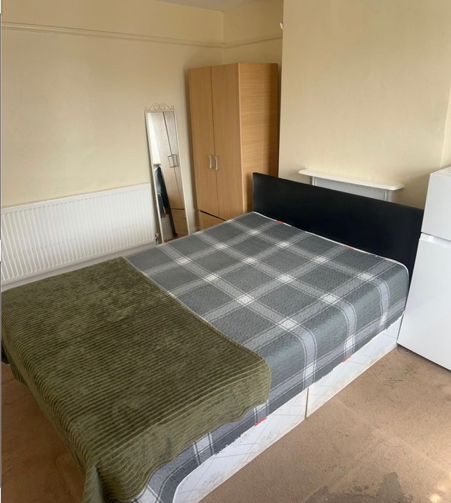 🛏️ Double Room to Let- Wembley Main Photo