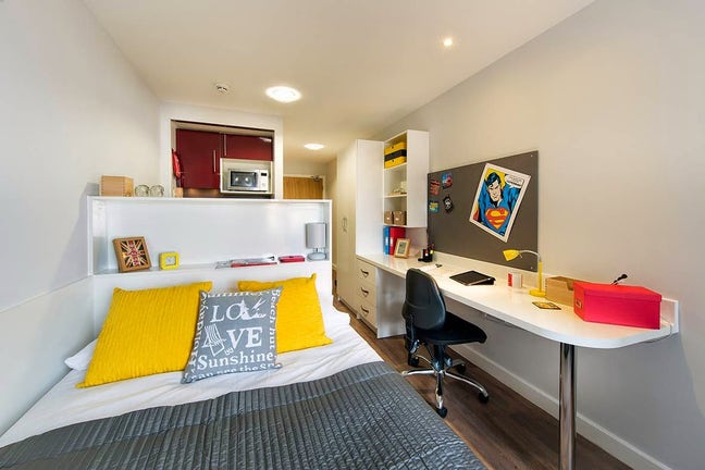 Studio Room Available at Glassyard Student Buildin Main Photo