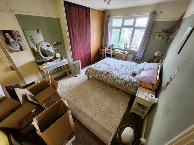 Room in Homely, Creative House Share Main Photo