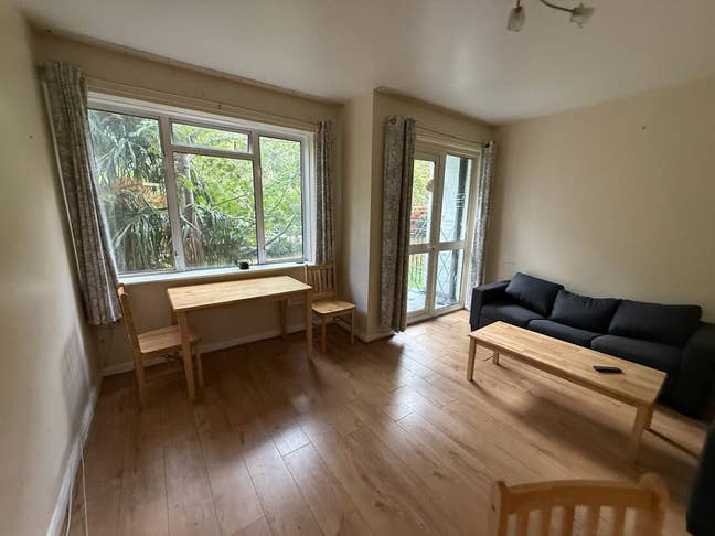 4 Lovely Rooms / Moments Away from Kilburn Station Main Photo