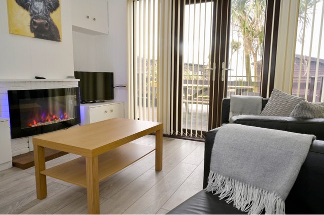 2 bed wooden lodge  Main Photo