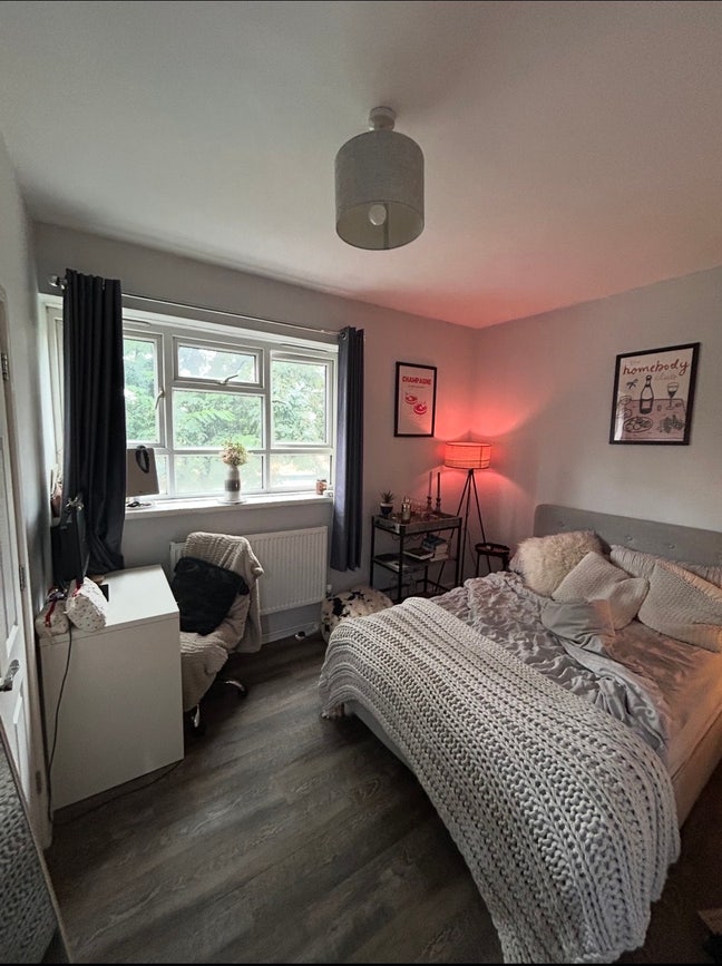 En-suite Double Bedroom Available - Hoxton Main Photo