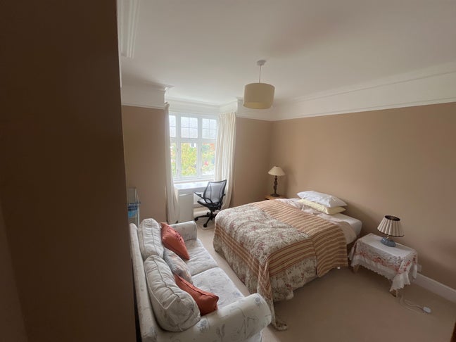 Spacious double room  Main Photo