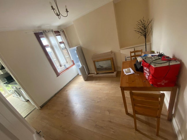 🏠 Brand New Fouble Bedroom in Kingston KT3 Main Photo