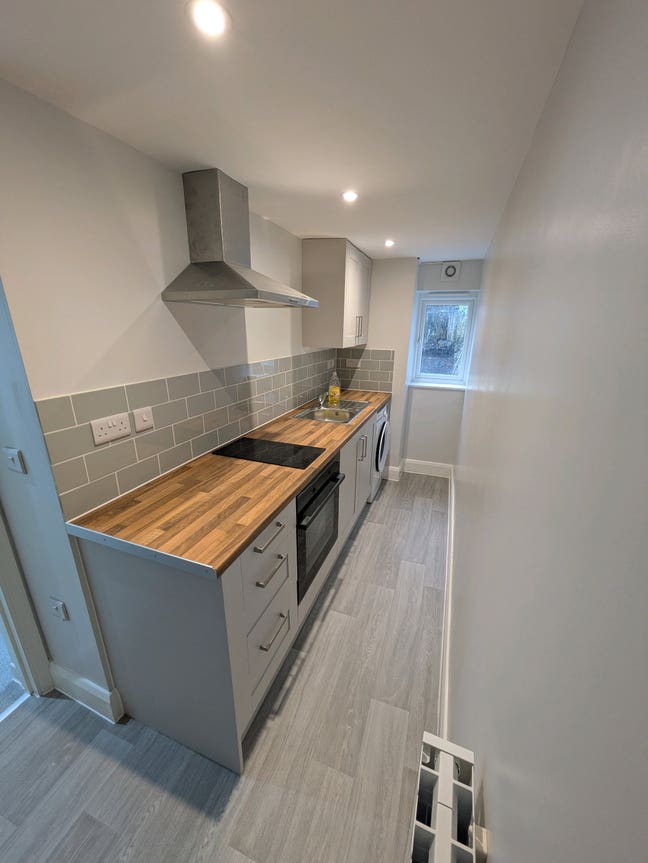 Cardiff Central Location (Newly Refurbished!) Main Photo