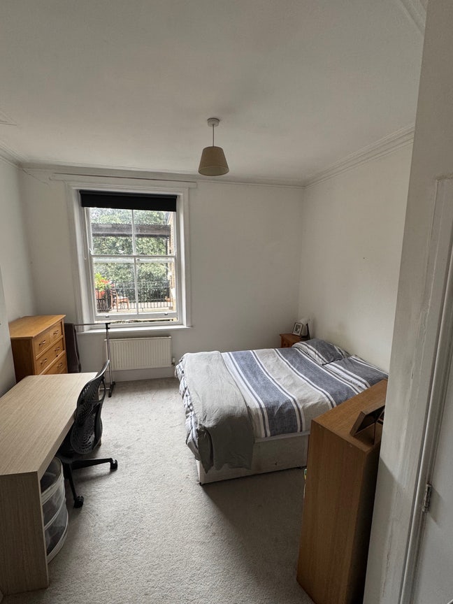 SW9 Oval/Stockwell Large Double Room Main Photo
