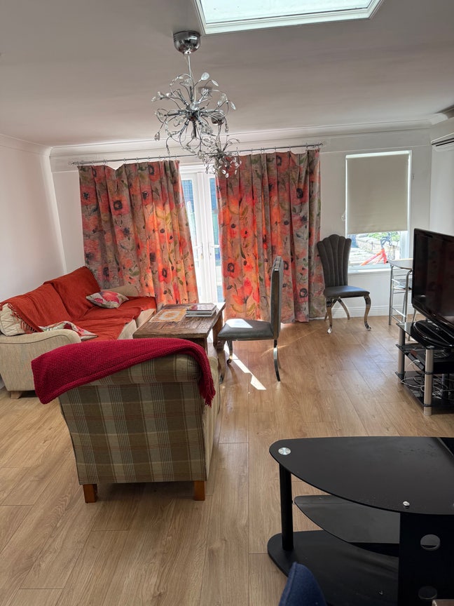 Double Room to Rent in Basildon Main Photo