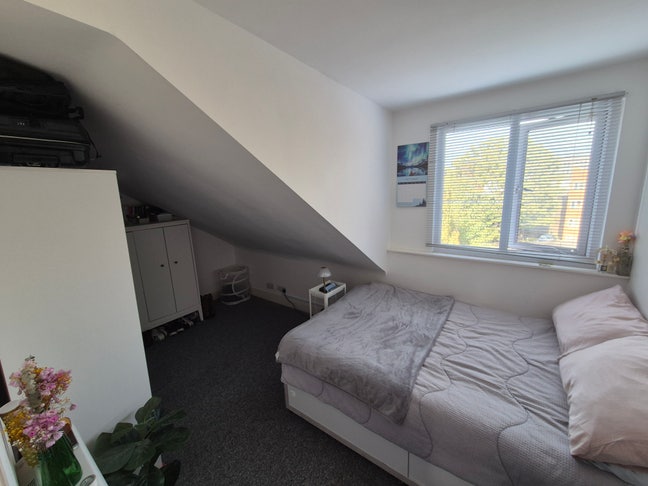 Room available in 3 Bed Flat Main Photo