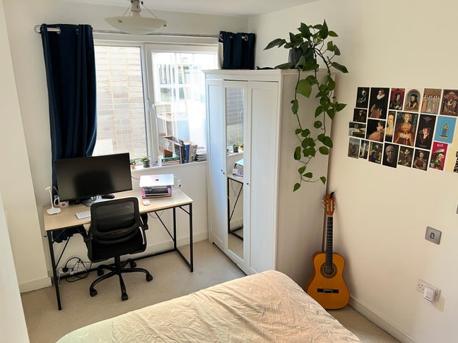 Short lease in modern flat near London Bridge Main Photo