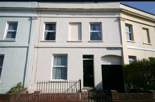 Double Room for Let - 1 Victoria Place  Main Photo