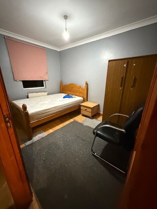  Double  room  is  available  for  rent  in  -  RG1  Main Photo