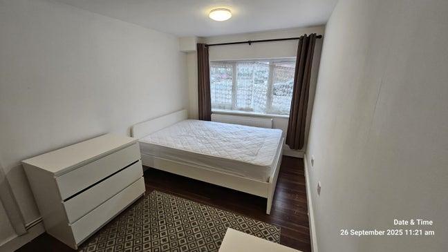 Double Room in a House Share – Canary Wharf, E14  Main Photo