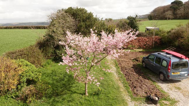 Double room available on idyllic estate Main Photo