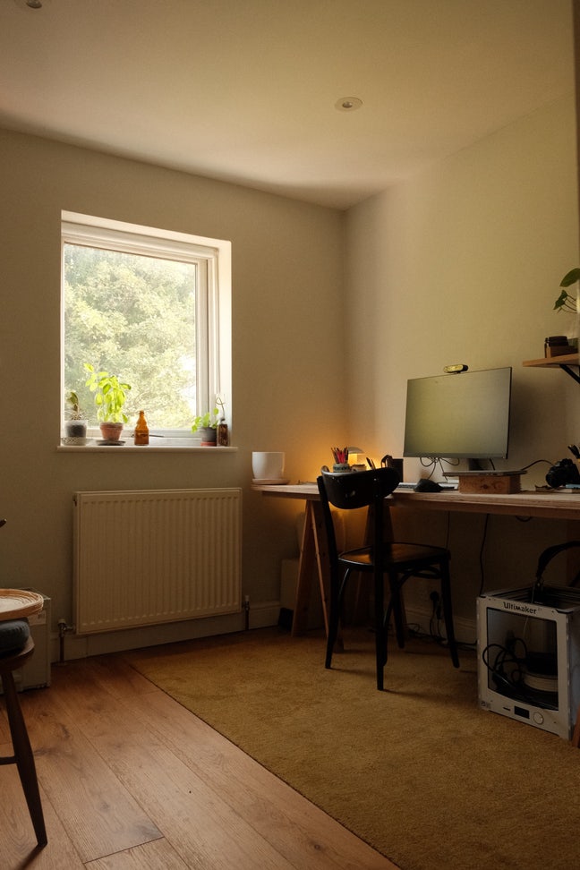 Room + Office in Creative house in Seven Sisters Main Photo
