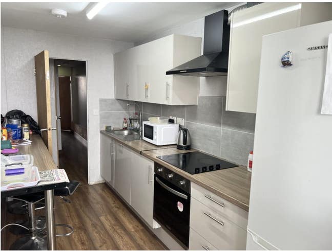 Nice DBL room Leytonstone Available NOW Bills Incl Main Photo